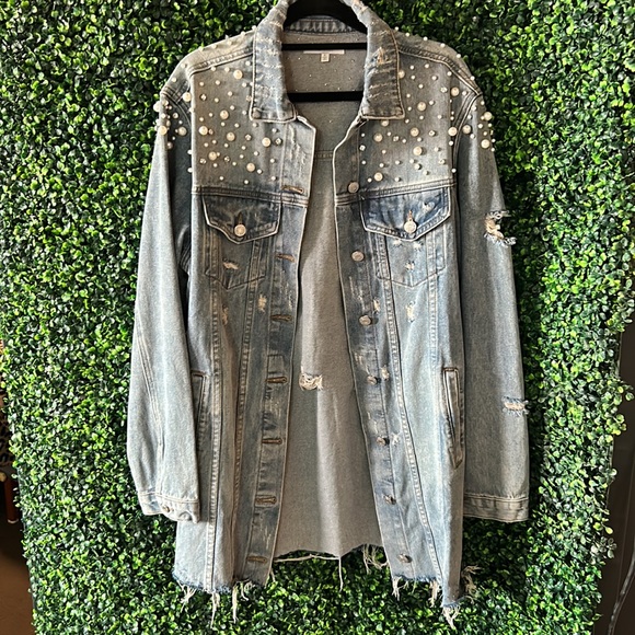 Distressed light blue Denim Jacket. New with tags from my boutique. - Picture 2 of 4